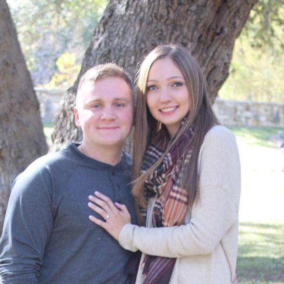 Meet your Posher, Kimberly - Picture 1 of 1